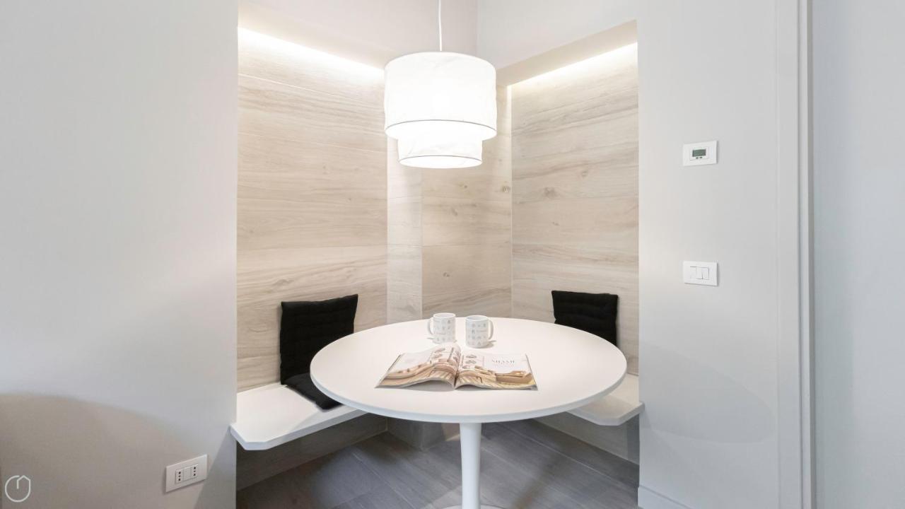Italianway - Pontida 4 Bilo Apartment Milan Bagian luar foto
